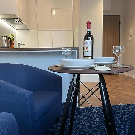 Premium Victoria 38 * Varšava