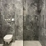 Premium Victoria 38